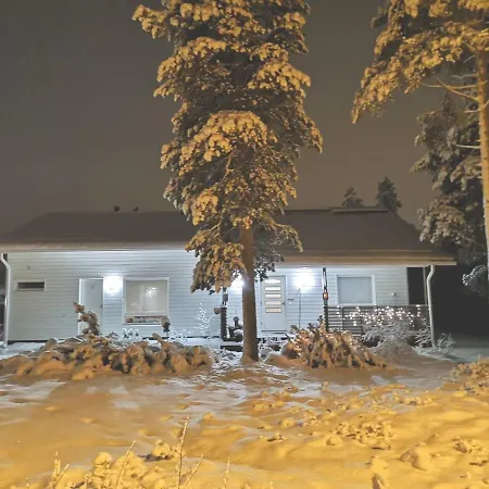 Nordic Villa With Private Sledding Hill And Fire Pit Rovaniemi Extérieur photo