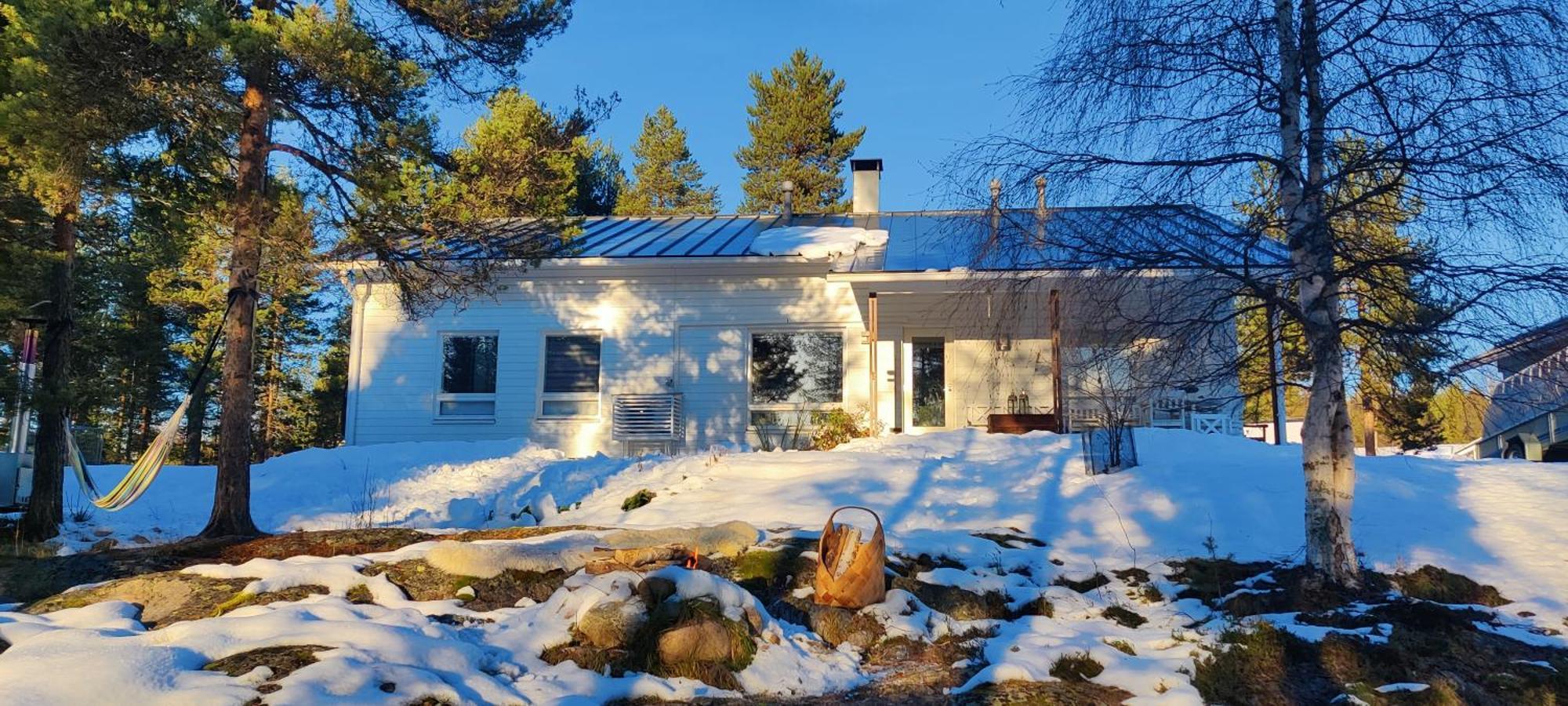 Nordic With Private Sledding Hill And Fire Pit Villa Rovaniemi